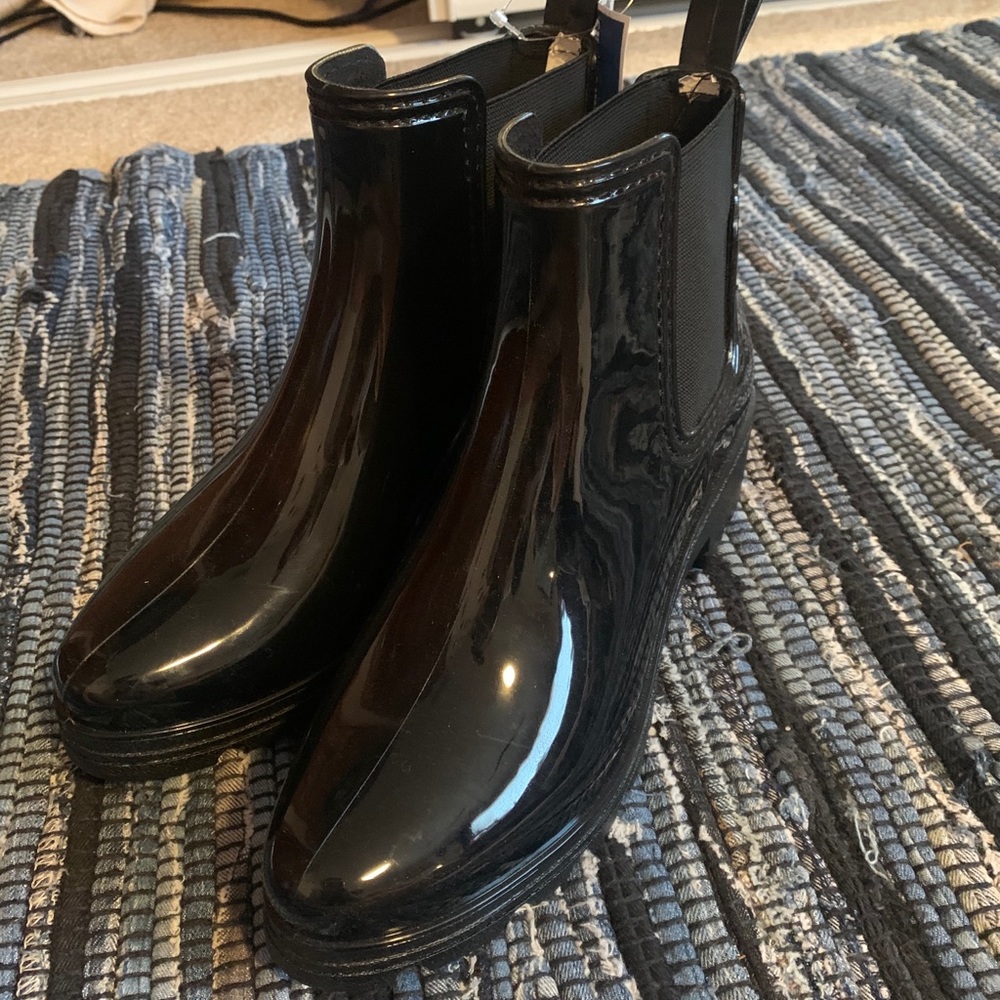 Black Rain Boots